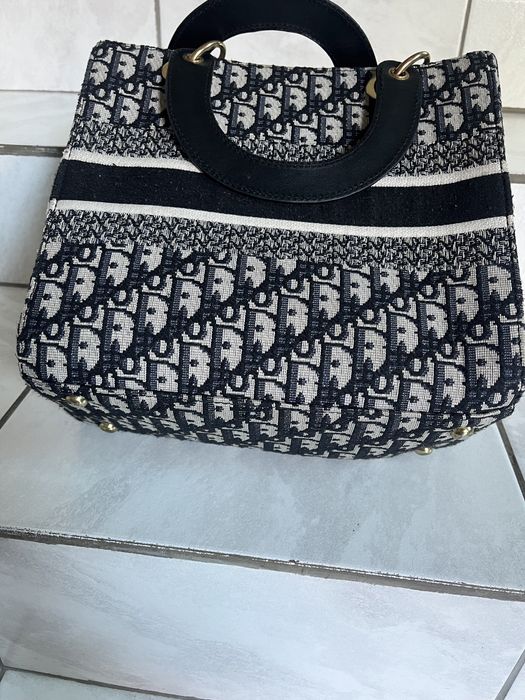 Geanta panza in stare foarte buna