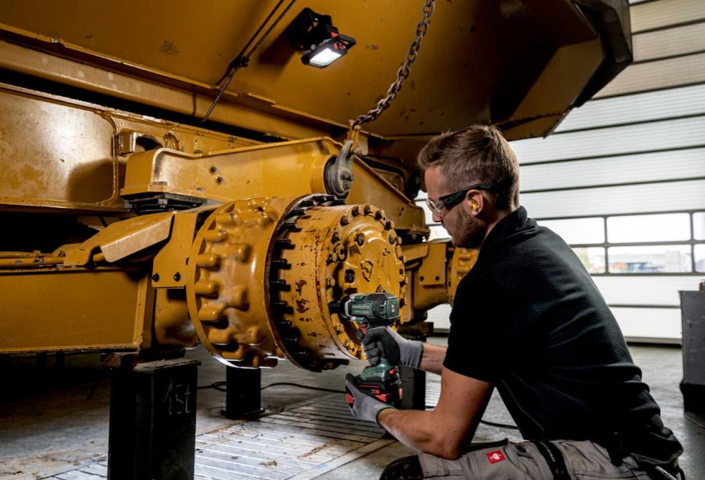 Акумулаторен ударен гайковерт Metabo SSW 18 LTX 800 BL