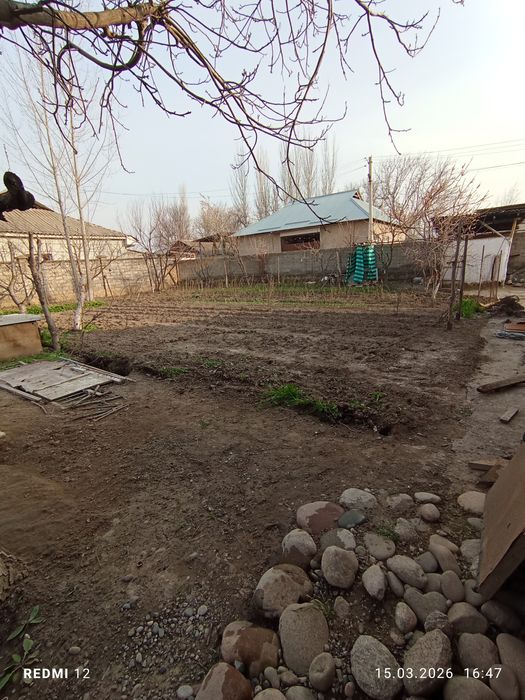 Yer sotiladi yol yuzida