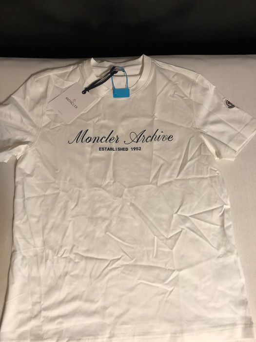 Tricou Moncler , calitate premium , pe stoc , nou , M