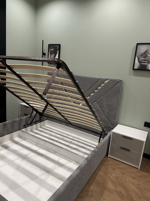 Кровать двухспальная