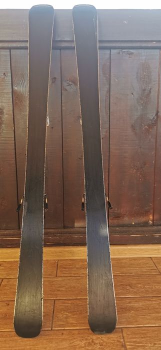 Vând schiuri 120cm