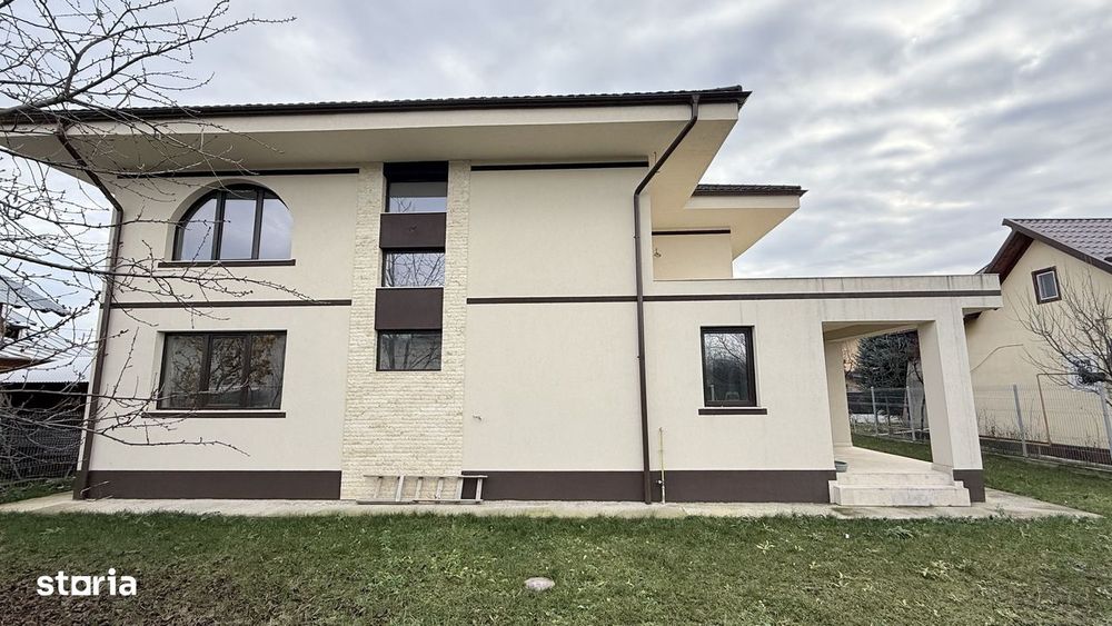 Vila Delux P+1 cu terasă și garaj + teren intravilan 783mp