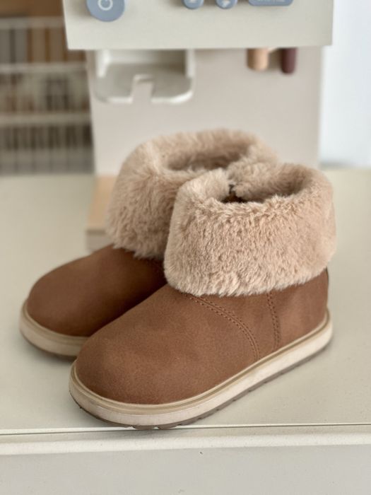 Zara Детски ботуши с косъм - номер 23