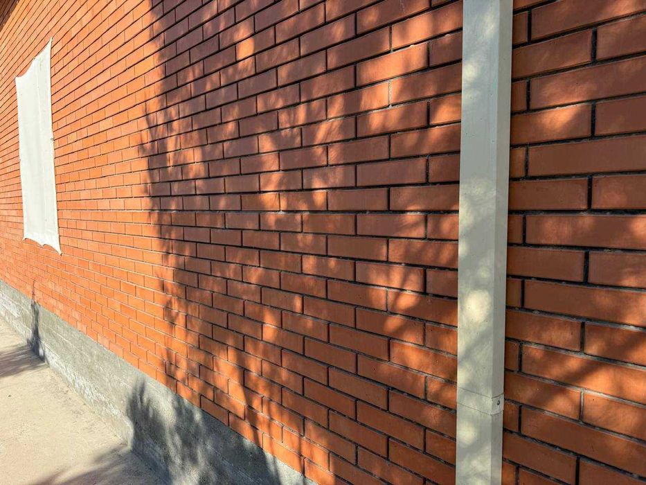 Плитка и кирпичи керамические для фасада