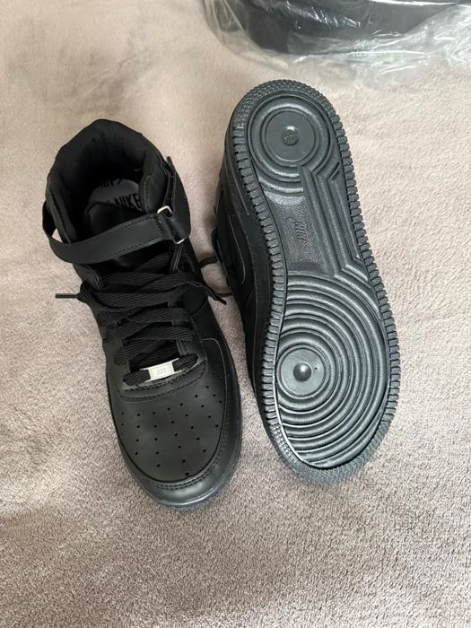 Adidasi nike air force 1