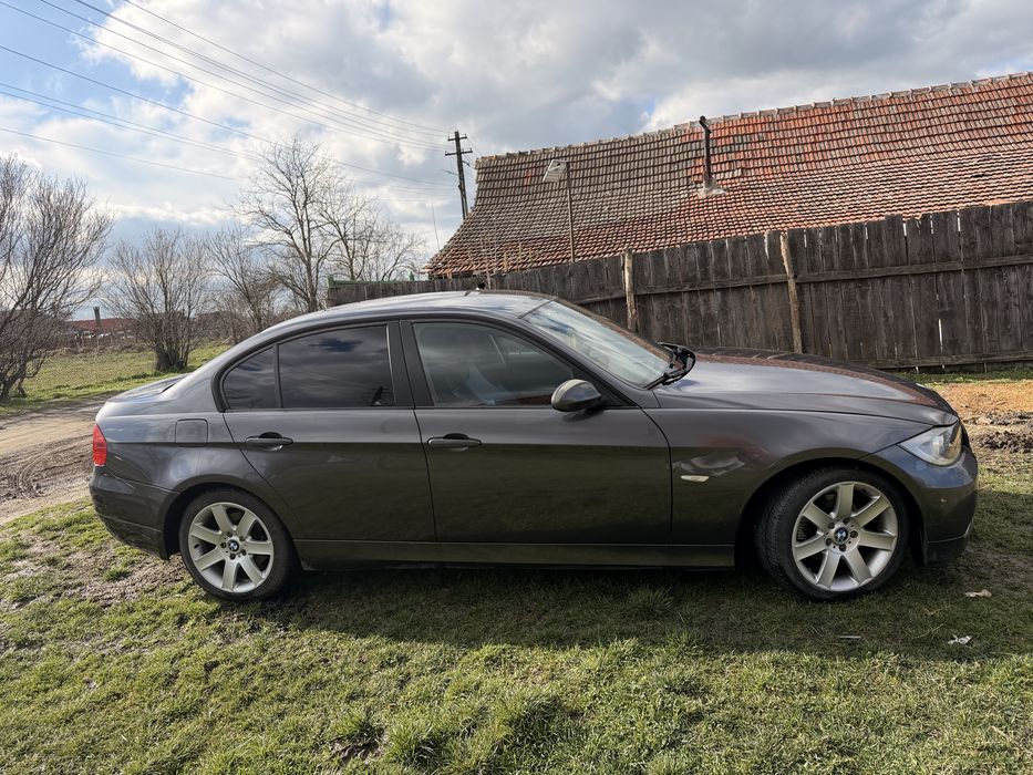 Vând sau schimb Bmw seria 3  e90în stare foarte buna