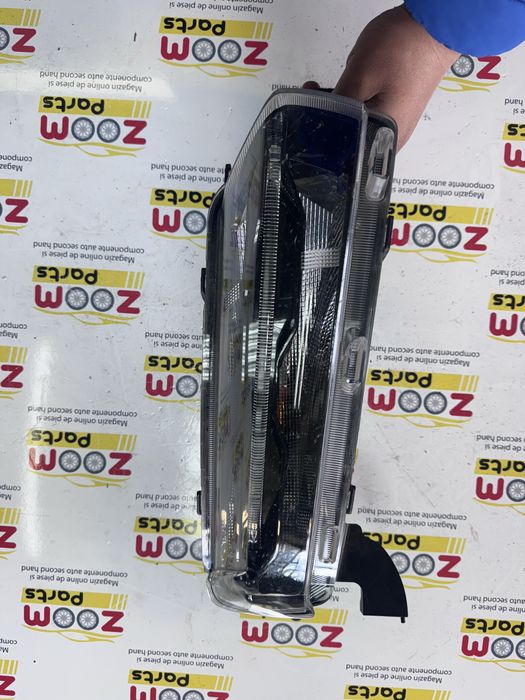 DRL LED lumini zi semnalizare stanga dreapta Dacia Spring