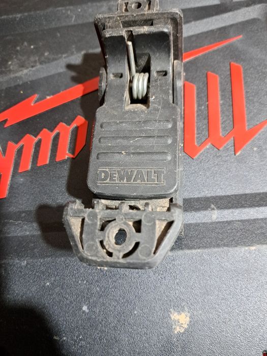 Suport magnetic Dewalt
