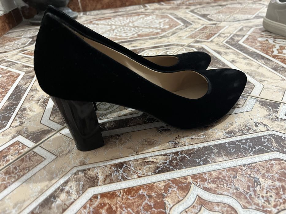 Сандали,токчета черни