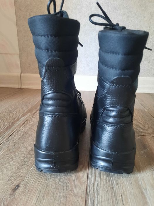 Продам берцы новый