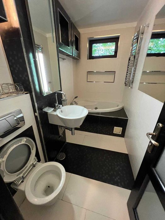 Inchiriez Apartament 2 camere pe strada Ana Ipatescu, nr 6, Suceava