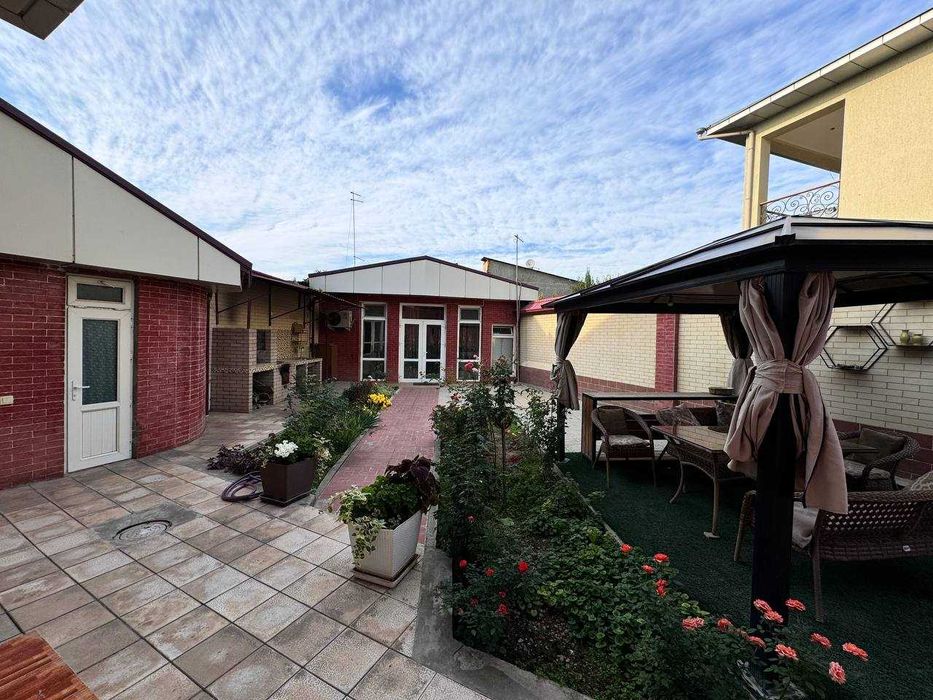 CДАЕТСЯ В АРЕНДУ 2 ДОМА в Яккасарайском районе!