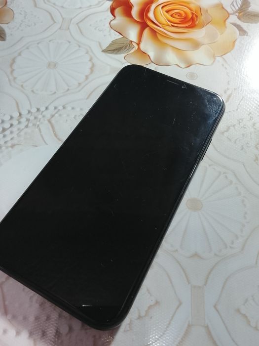 Продам или обменяю iPhone XR