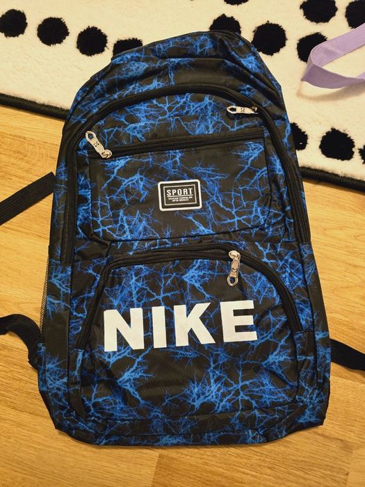 Ghiozdane grădinița și școală