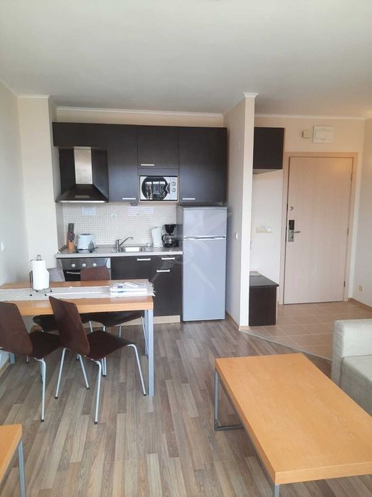 Продава се Двустаен апартамент в Обзор - 60 кв.м за 1375 €/кв.м - Снимка #2