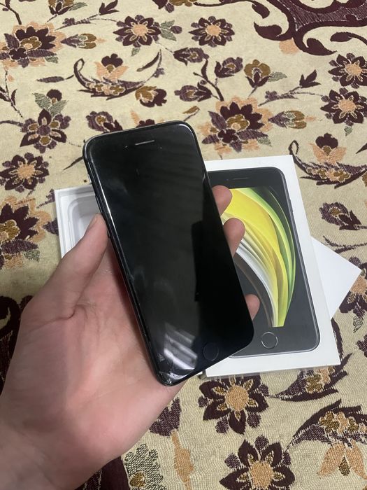 Айфон Се2 сатылады срочна