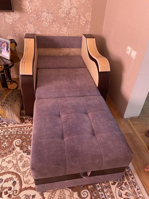 Диван и кресло для гостиной