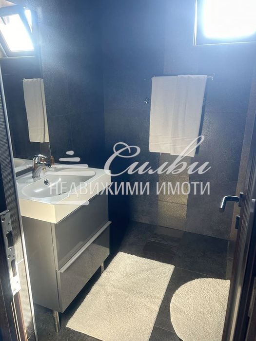 Продава се Тристаен апартамент в Шумен, Център - 125 кв.м за 725 €/кв.м - Снимка #12