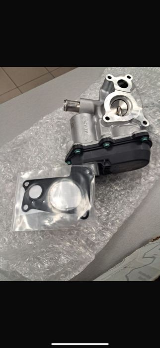 EGR Клапан MercedesW213 E350 CDI
