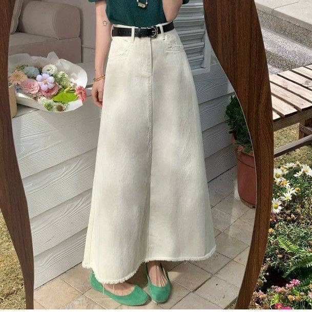 Jensi yubka, s razmerda