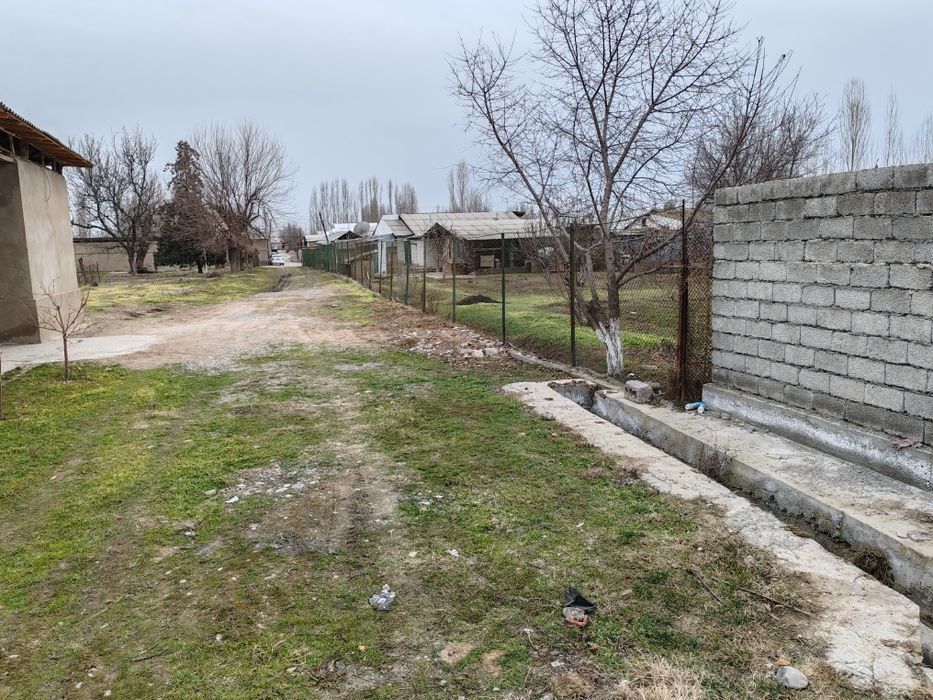 Земельный участок