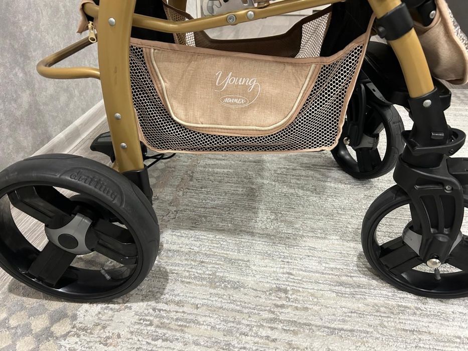 Продам коляску в идеальном состоянии