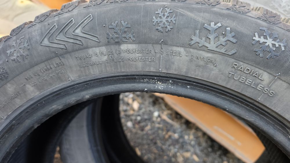 Зимние шины 225/55/18r