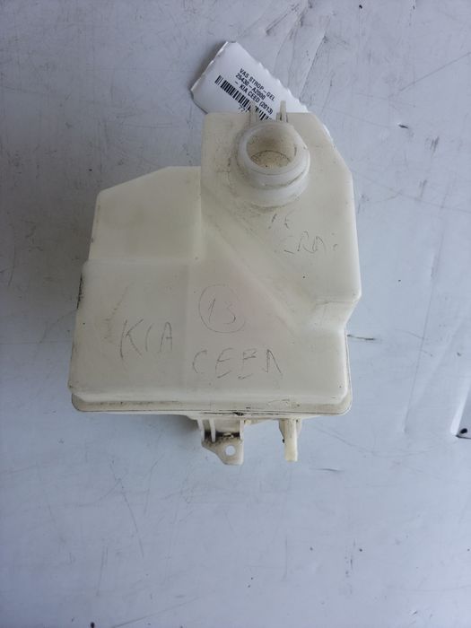Rezervor apa spalare parbriz Kia Ceed 2013 25430A2000