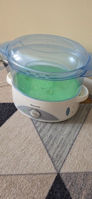 Электрическая пароварка/мантоварка