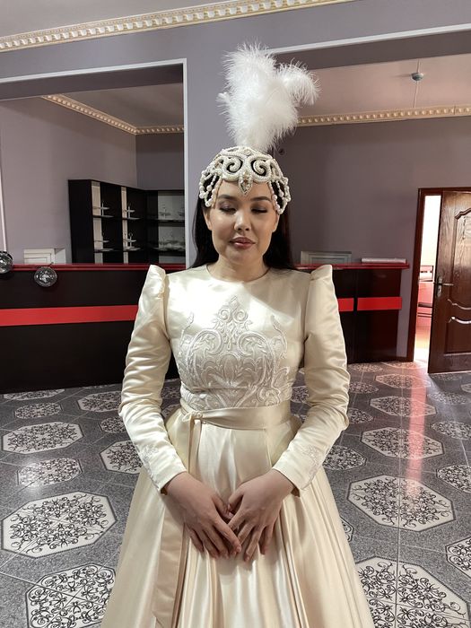 Очень красивое платье на узату