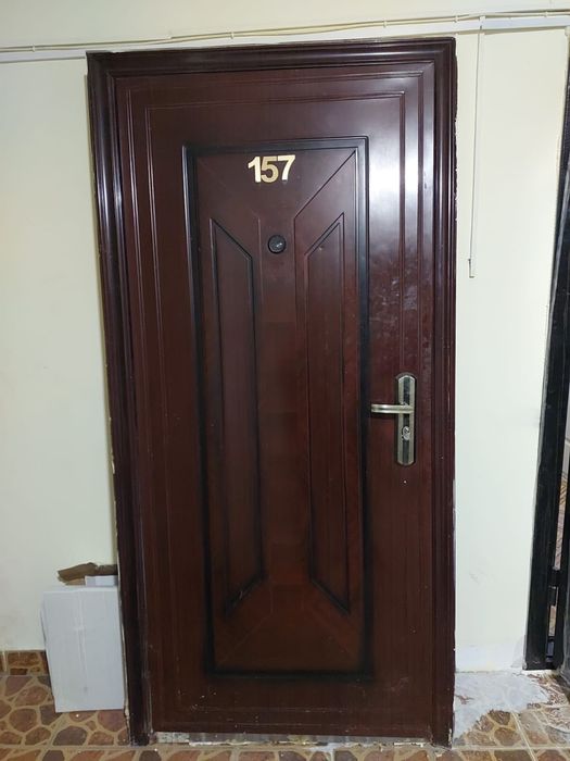 Отдам дверь даром