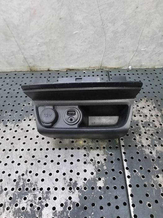 Scrumiera priza adaptor usb peugeot 208 1 ca cc 9674655277tr