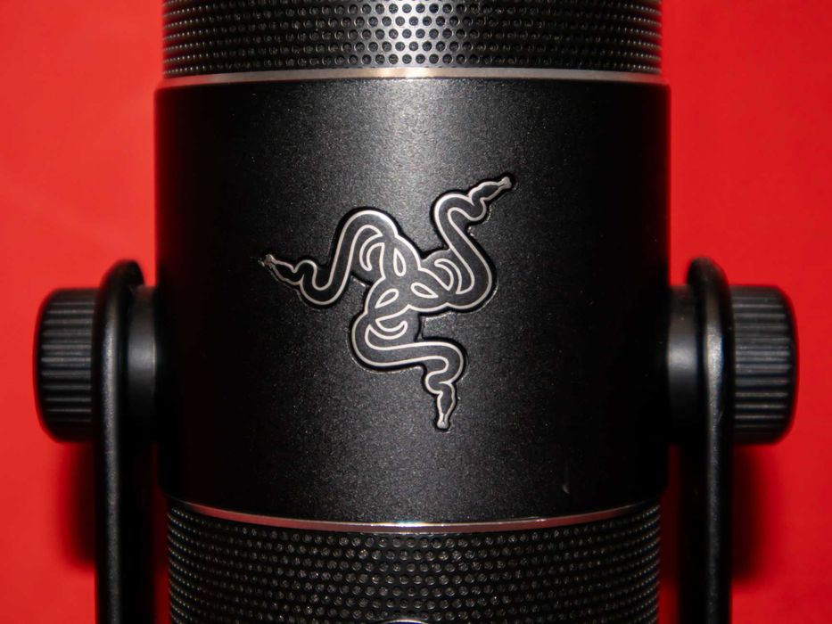 Razer Seiren Pro RZ05-0132 Silver Edition Студиен Микрофон XLR USB Гейминг Стрийминг