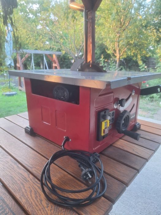 Circular cu masa Einhell