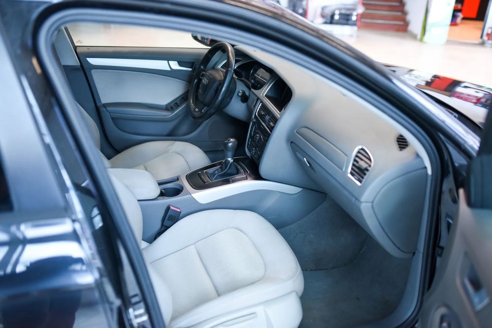 AUDI A4 2012 — imagine 4