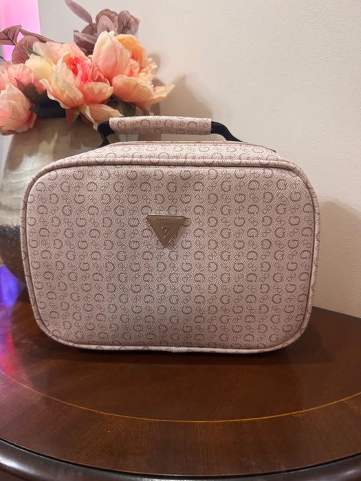 Guess Silvana canava  bag +  Guess travel bag