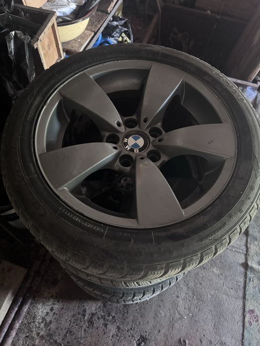 Продам диски с резиной на Bmw