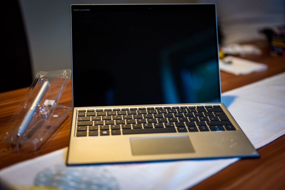HP Elite x2 G8 Tablet