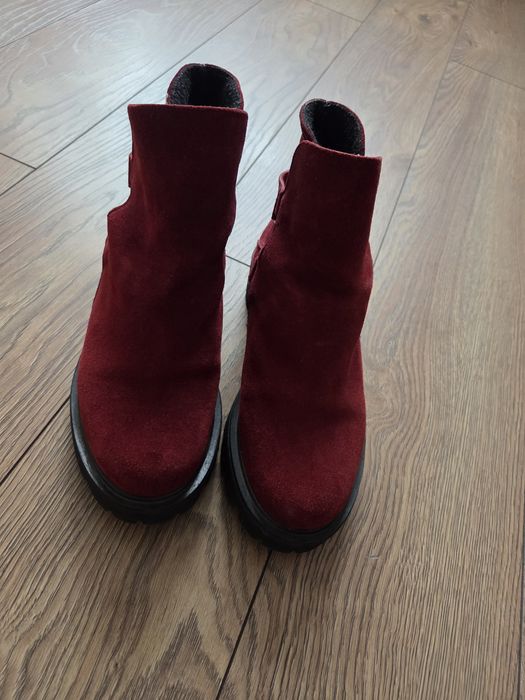 Ghete din piele marimea 35