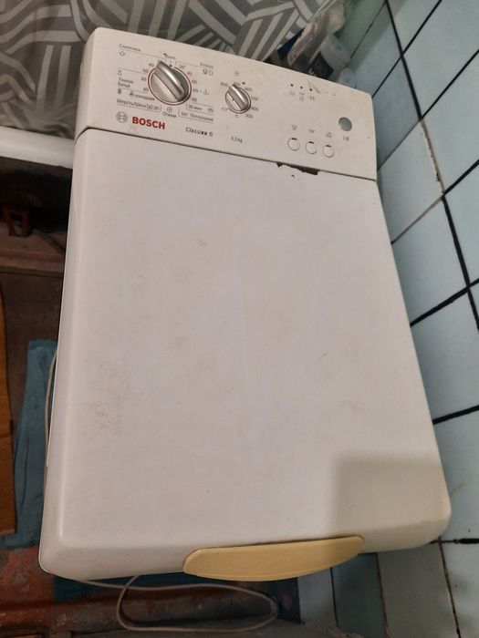 Стиральная машина Bosch.