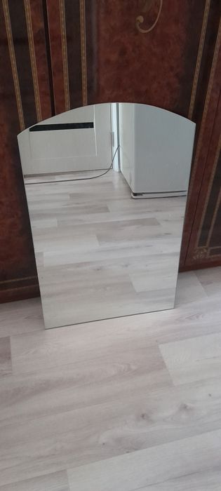 Зеркало без рамки