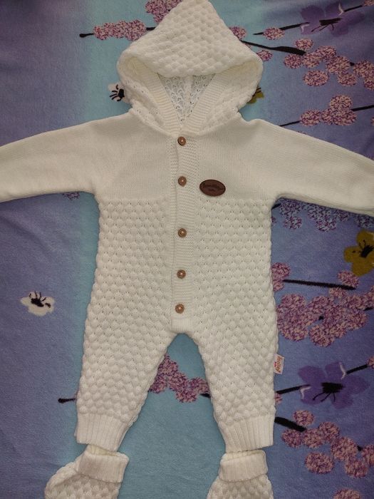 Вязаный комбинезон