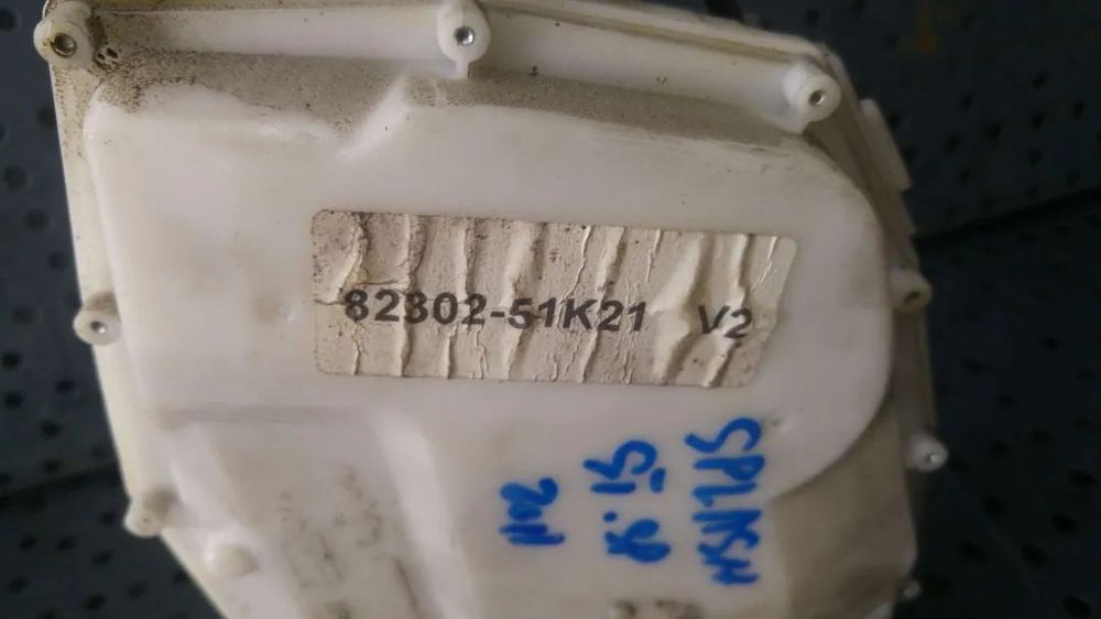 Broasca usa stanga spate suzuki splash 8230251k21