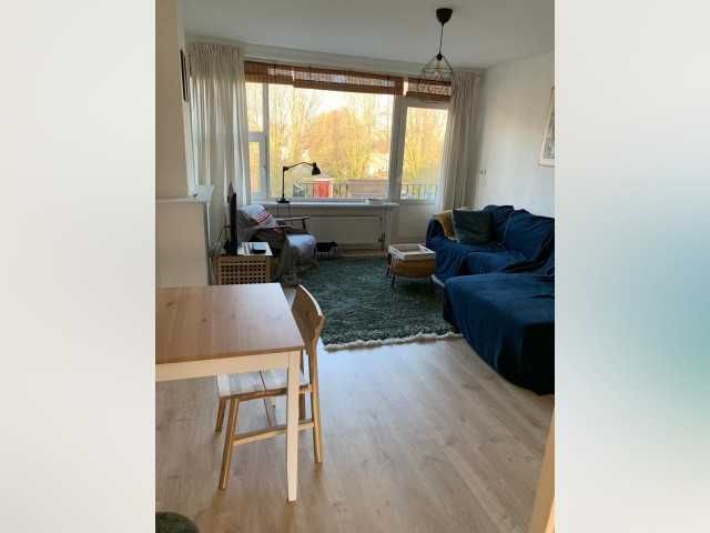 Дава се под наем Двустаен апартамент в София, Център - 65 кв.м за 397.8 € - Снимка #4