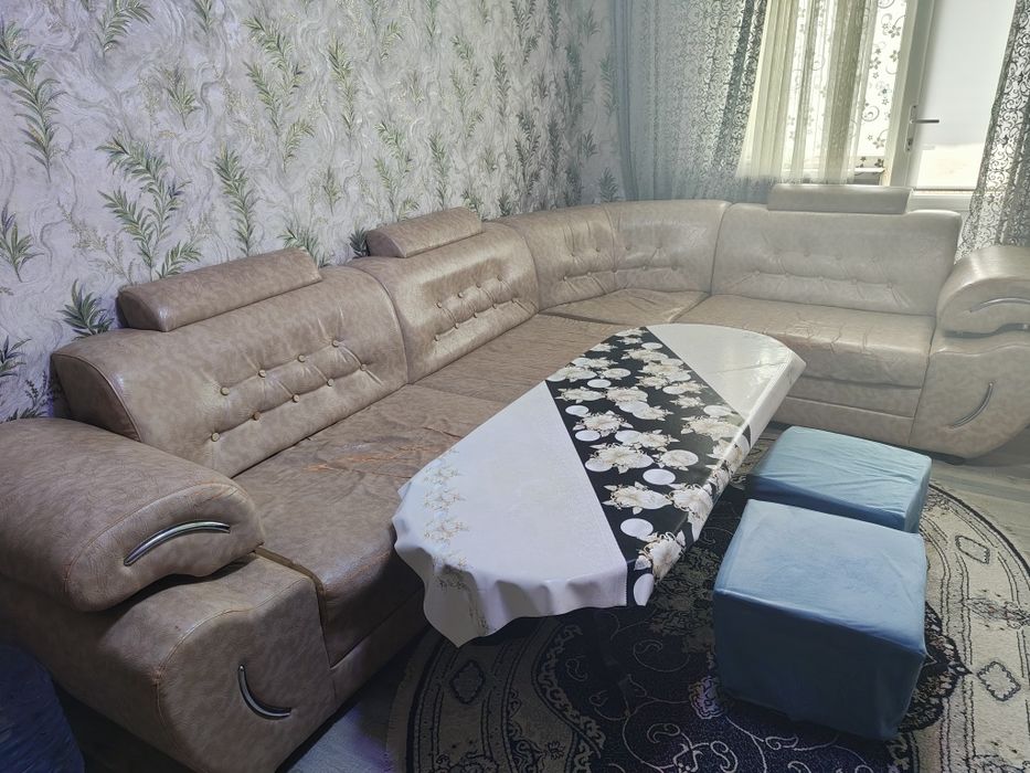 Срочно продается угловой диван