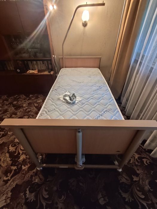 Немско електрическо медицинско легло в гаранция