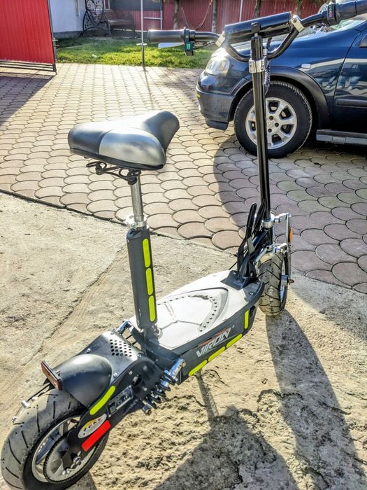 Trotinetă/scuter electric 36v 800w adus recent