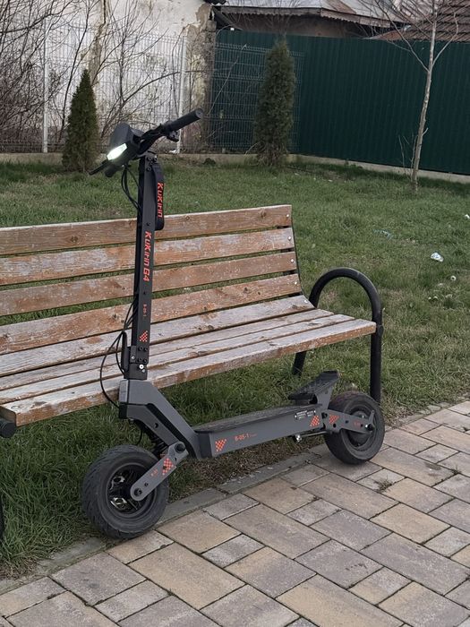 Vand kukirn g4 in stare impecabila