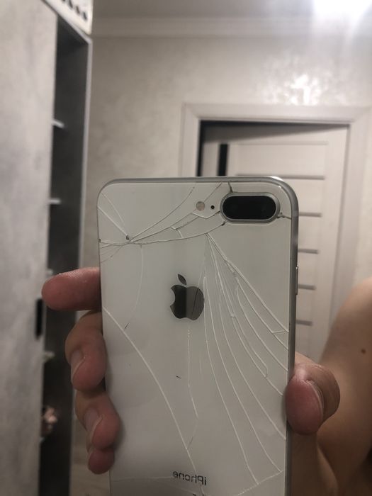 Noutbuk iPhone 8 plus